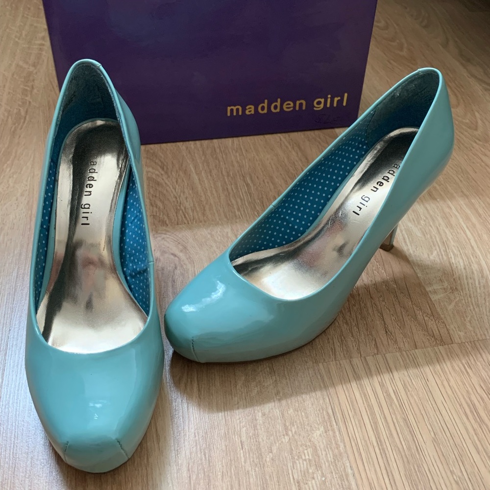 Madden Girl Getta mint green pumps